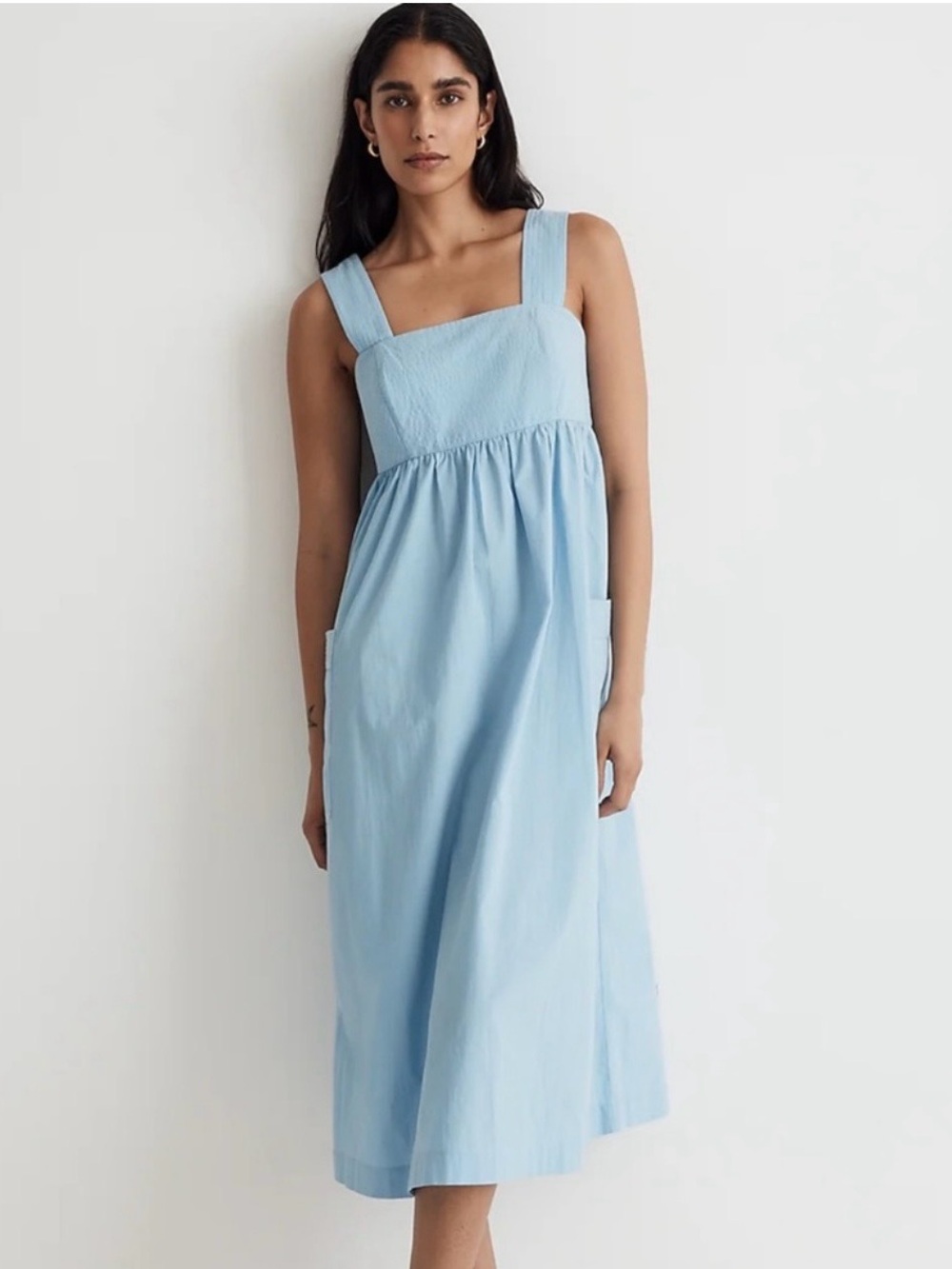 Madewell Light Blue Poplin Cutout Back
Empire Midi Dress